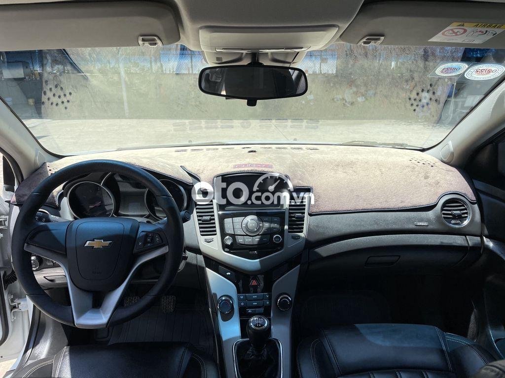 Chevrolet Cruze  1.6  2018 - Cần bán xe Chevrolet Cruze 1.6 năm 2018, màu trắng 