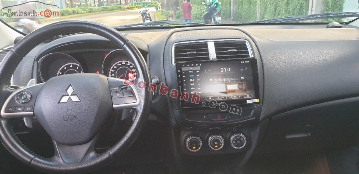 Mitsubishi Outlander Sport   AT  2015 - Bán ô tô Mitsubishi Outlander Sport AT sản xuất năm 2015, màu đen, nhập khẩu còn mới, giá tốt