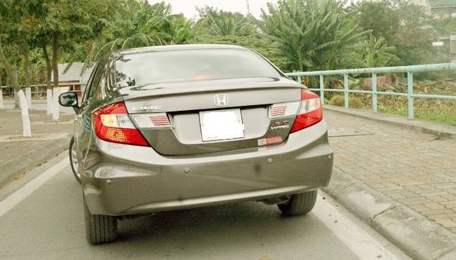 Honda Civic 2012 - Cần bán Honda Civic sản xuất 2012, màu xám