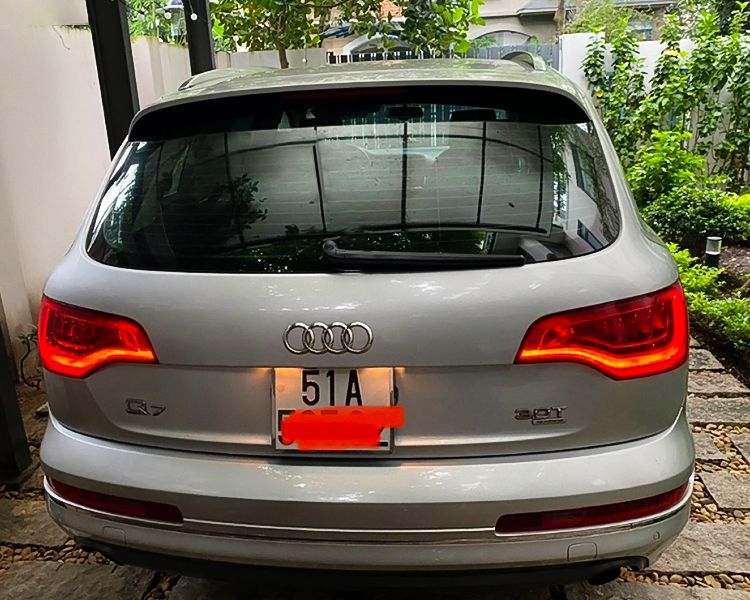 Audi Q7   3.0 AT 2013 - Cần bán Audi Q7 3.0 AT 2013, màu bạc, nhập khẩu