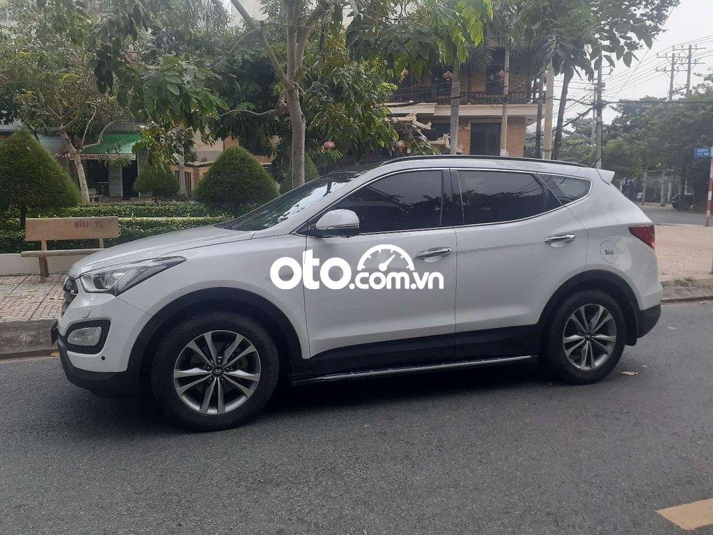 Hyundai Santa Fe 2014 - Bán Hyundai Santa Fe 2014, màu trắng