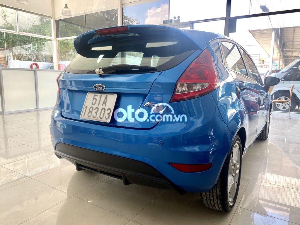 Ford Fiesta 2011 - Bán Ford Fiesta năm 2011, màu xanh lam còn mới giá cạnh tranh