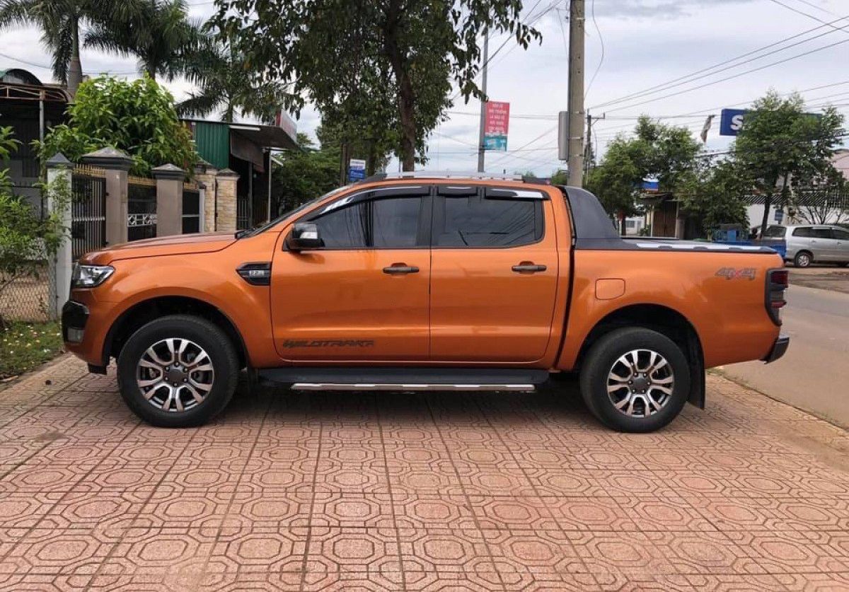 Ford Ranger    2017 - Bán Ford Ranger đời 2014, màu vàng, nhập khẩu nguyên chiếc