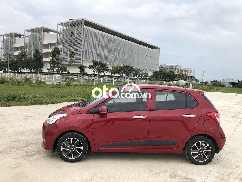 Hyundai Grand i10 2018 - Xe Hyundai Grand i10 đời 2018, màu đỏ còn mới giá cạnh tranh