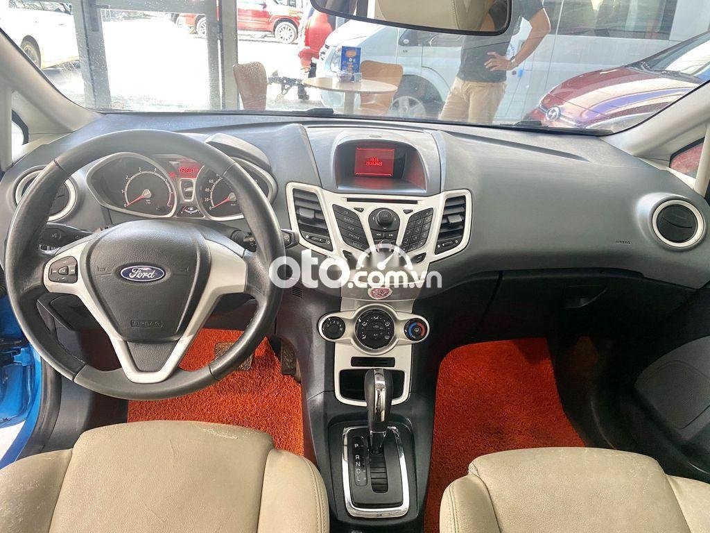 Ford Fiesta 2011 - Bán Ford Fiesta năm 2011, màu xanh lam còn mới giá cạnh tranh