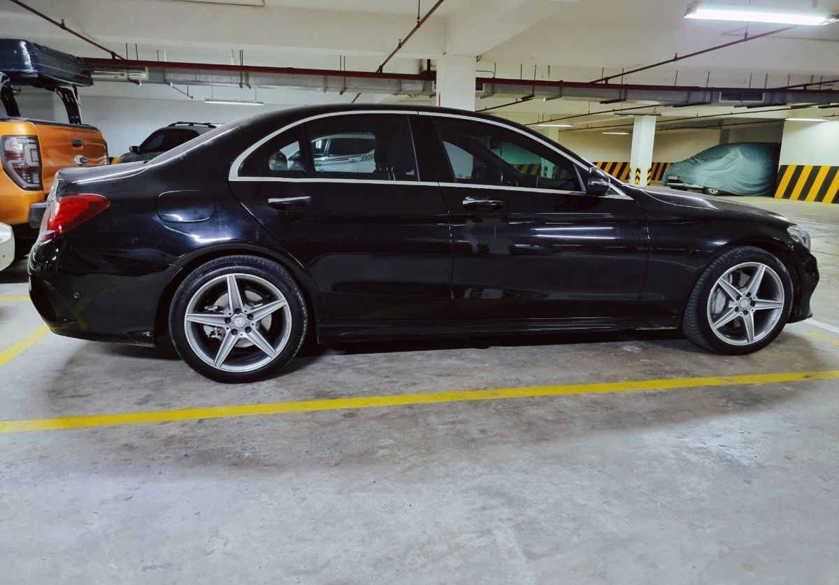 Mercedes-Benz C300 2015 - Cần bán Mercedes C300 năm sản xuất 2015, màu đen, nhập khẩu