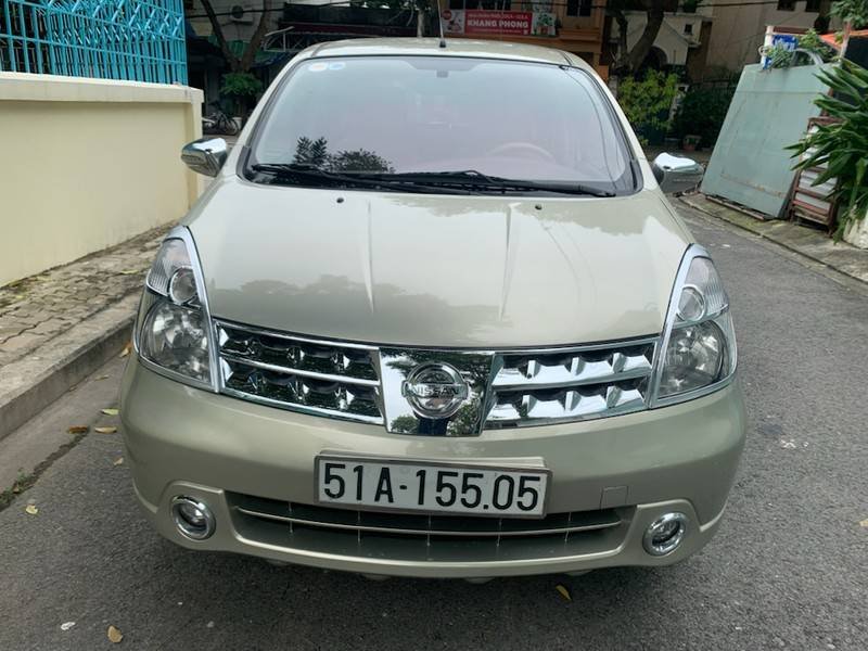 Nissan Livina 2011 - Xe Nissan Livina 2011 còn mới, xe còn mới, giá ưu đãi