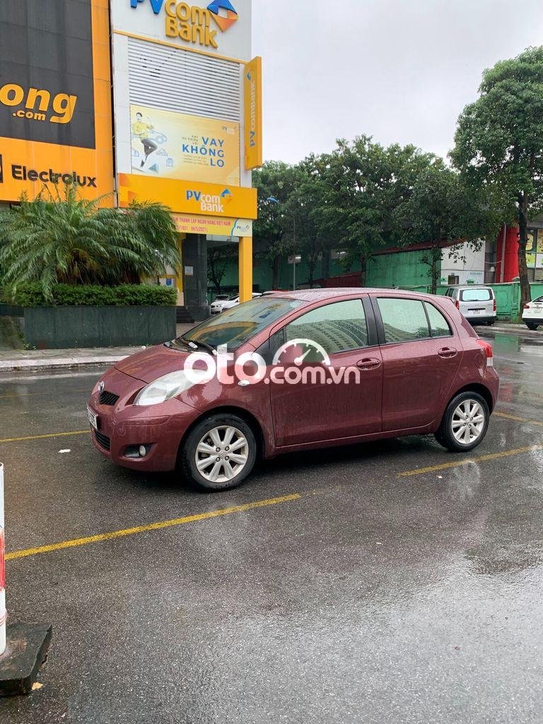 Toyota Yaris     2009 - Bán xe Toyota Yaris năm sản xuất 2009, màu đỏ, nhập khẩu nguyên chiếc  