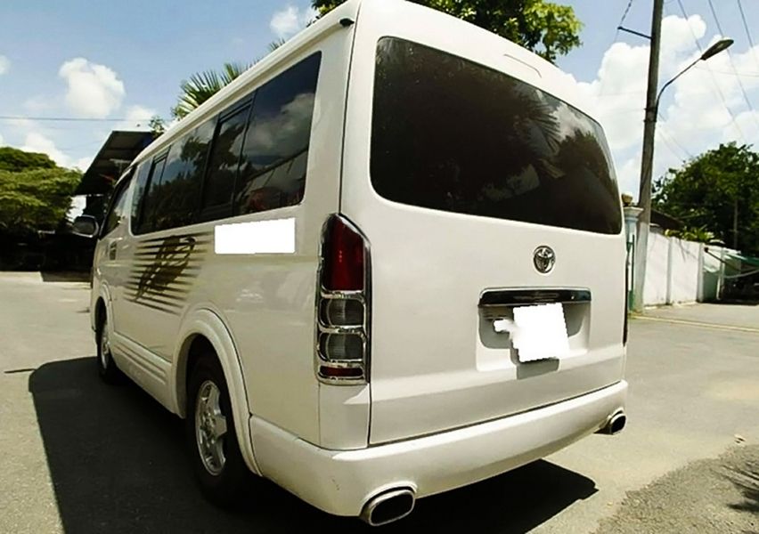 Toyota Hiace   Limousine 2013 - Bán xe Toyota Hiace Limousine đời 2013, màu trắng, nhập khẩu nguyên chiếc, 598 triệu