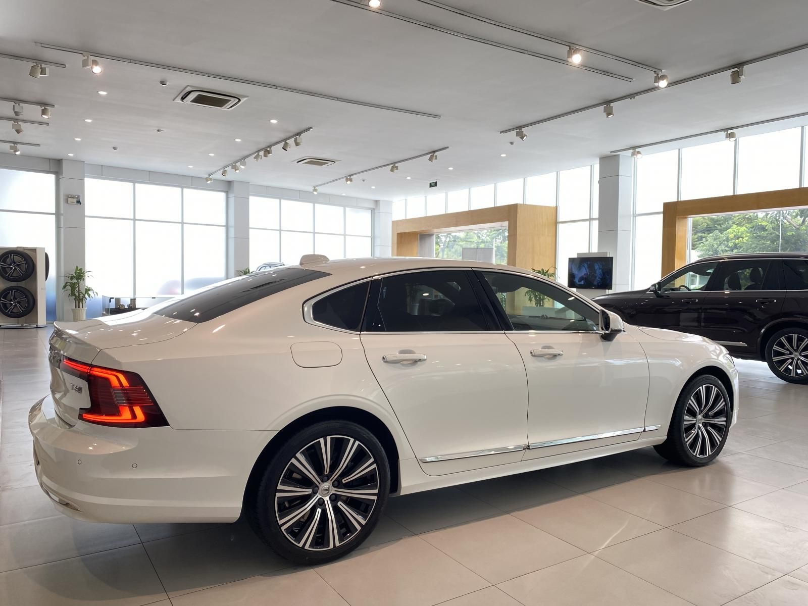 Volvo S90 2021 - Volvo S90 T6 chính hãng 2021