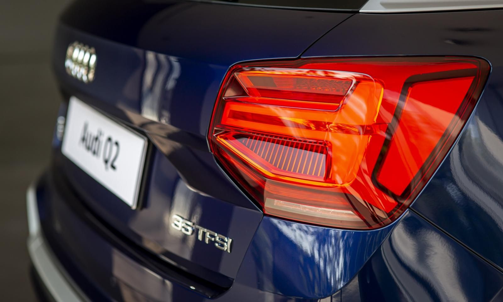 Audi Q2 2021 - Audi Hà Nội - Audi Q2 năm sản xuất 2021 chính hãng cùng nhiều ưu đãi giá tốt nhất Miền Bắc