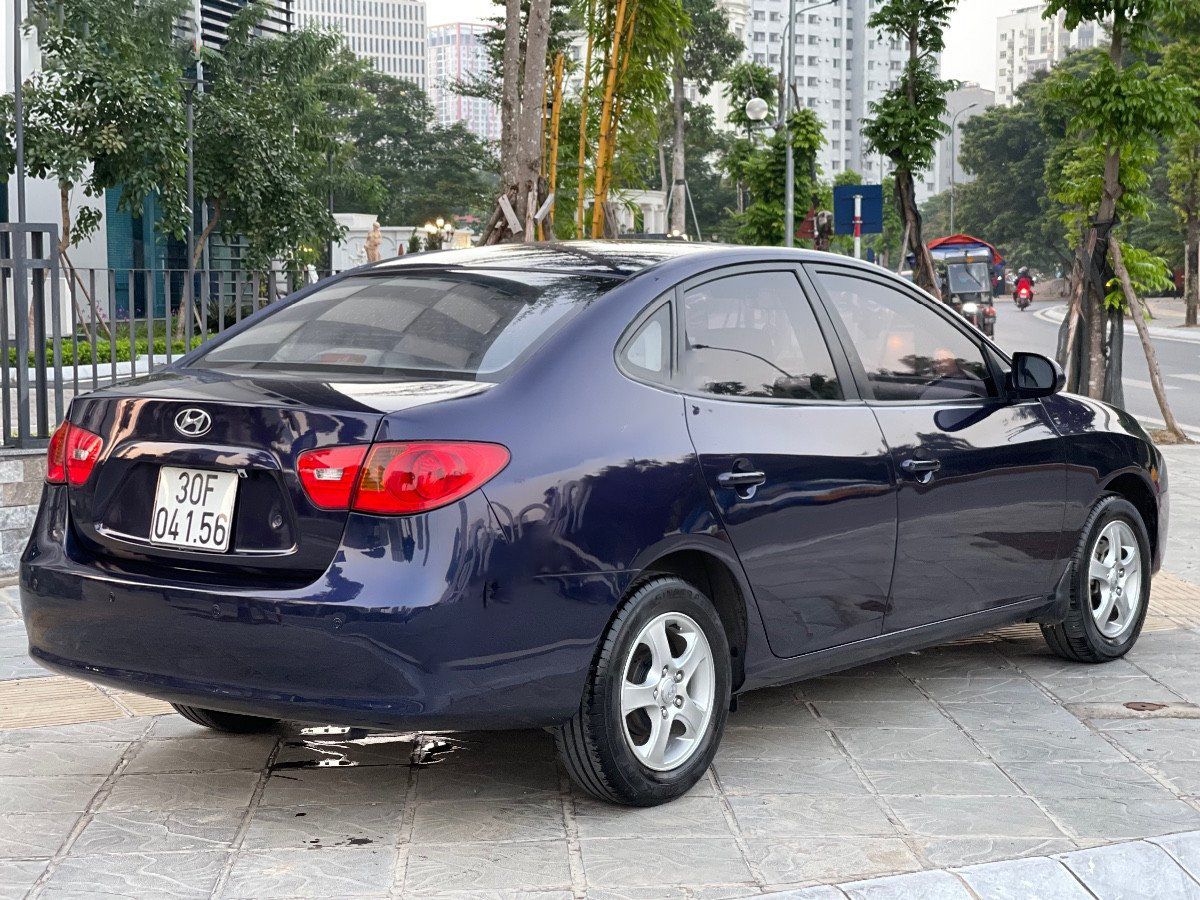 Hyundai Elantra 2007 - Bán Hyundai Elantra sản xuất năm 2007, màu xanh lam, xe nhập, 268 triệu