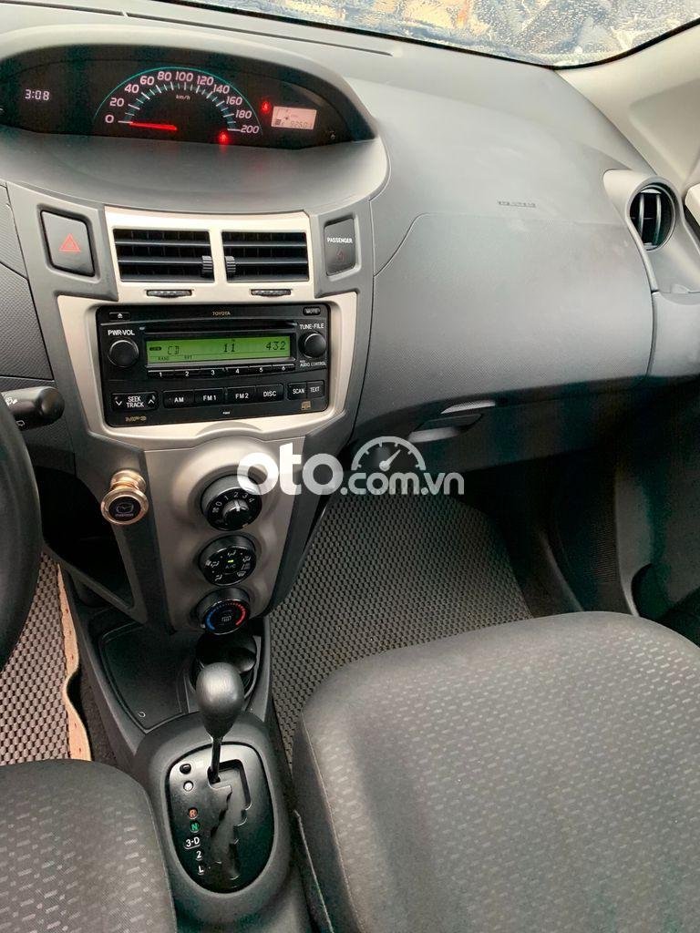 Toyota Yaris     2009 - Bán xe Toyota Yaris năm sản xuất 2009, màu đỏ, nhập khẩu nguyên chiếc  