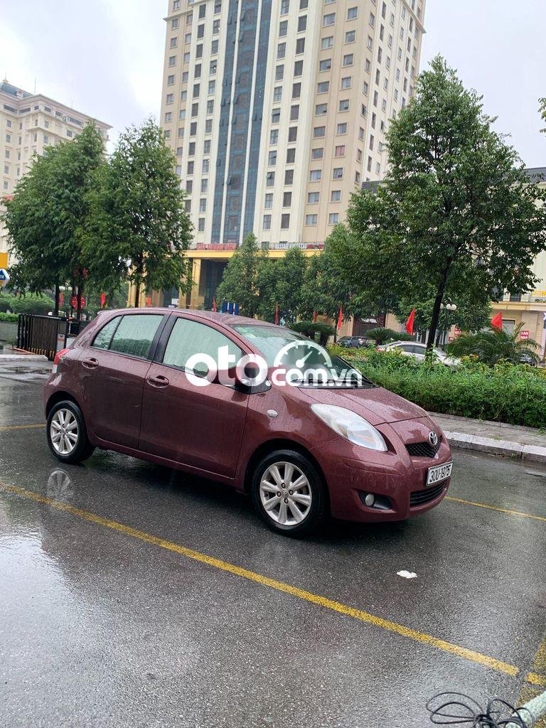 Toyota Yaris     2009 - Bán xe Toyota Yaris năm sản xuất 2009, màu đỏ, nhập khẩu nguyên chiếc  