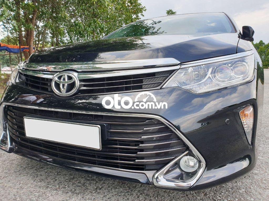 Toyota Camry  2.5Q    2019 - Bán xe Toyota Camry 2.5Q 2019, màu đen còn mới