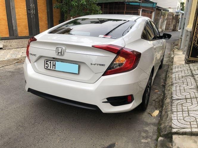 Honda Civic 1.8 E 2020 - Cần bán Honda Civic 1.8 E đời 2020, màu trắng còn mới, giá chỉ 685 triệu