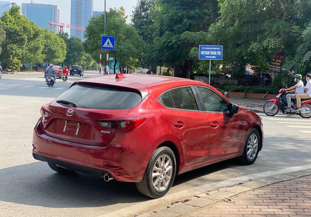 Mazda 3 2018 - Bán Mazda 3 sản xuất năm 2018, màu đỏ