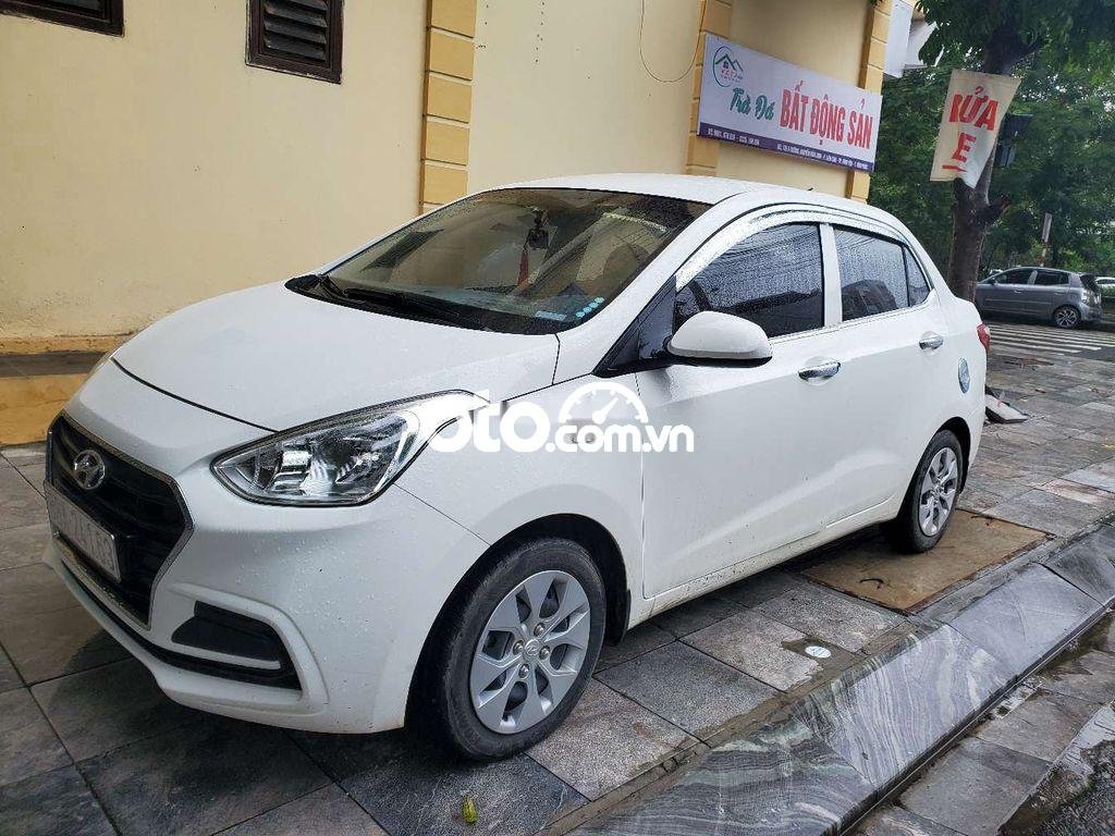 Hyundai Grand i10 2019 - Bán Hyundai Grand i10 đời 2019, màu trắng còn mới