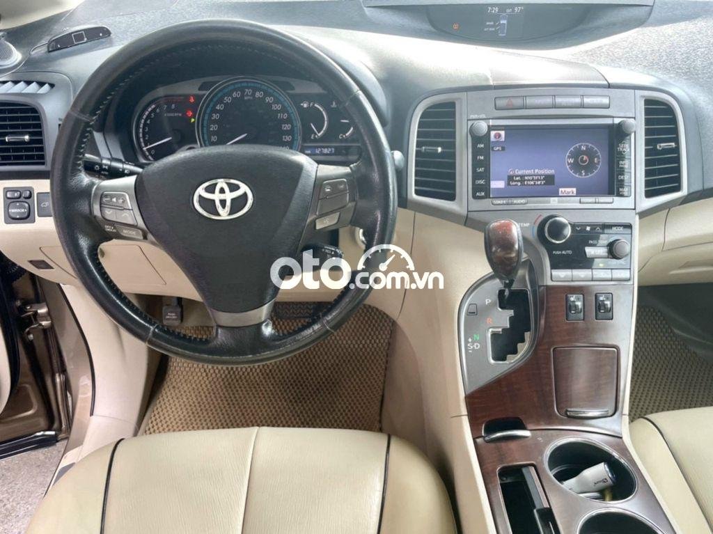 Toyota Venza 2009 - Cần bán lại xe Toyota Venza đời 2009, màu nâu, nhập khẩu còn mới, giá chỉ 620 triệu