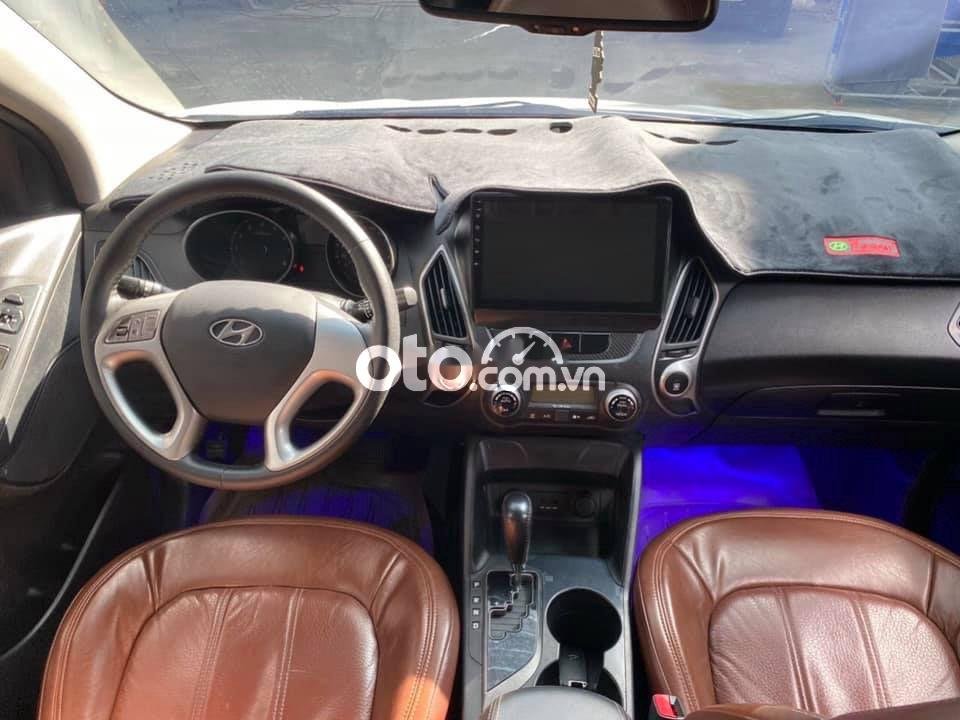 Hyundai Tucson 2015 - Bán Hyundai Tucson 2015, màu trắng, nhập khẩu nguyên chiếc  