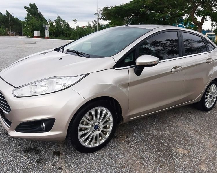 Ford Fiesta   2017 - Bán Ford Fiesta sản xuất 2017 còn mới