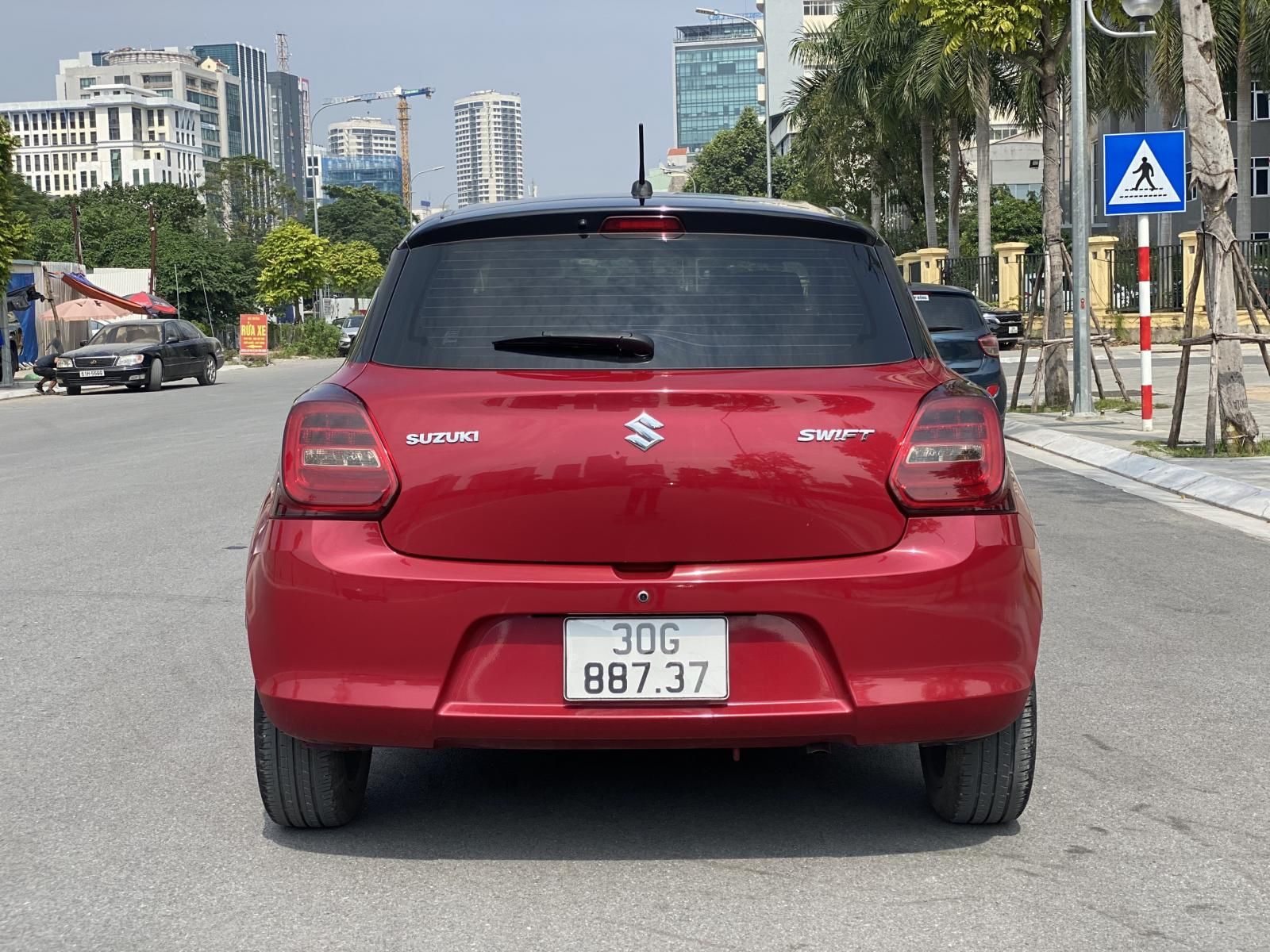 Suzuki Swift GLX 2019 - Cần bán xe Suzuki Swift GLX năm sản xuất 2019