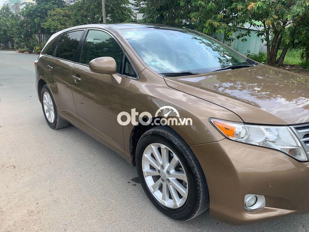 Toyota Venza 2009 - Cần bán lại xe Toyota Venza đời 2009, màu nâu, nhập khẩu còn mới, giá chỉ 620 triệu