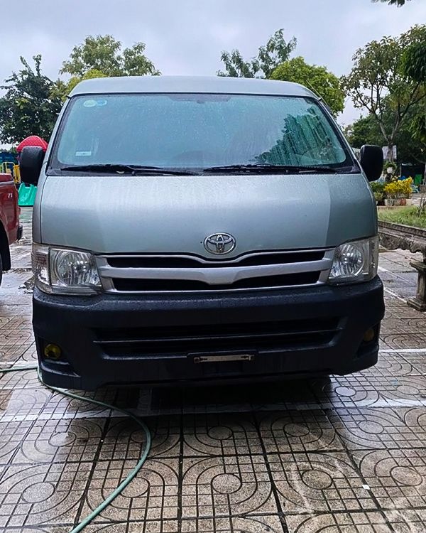 Toyota Hiace   Van 2.5 2010 - Bán xe Toyota Hiace Van 2.5 đời 2010