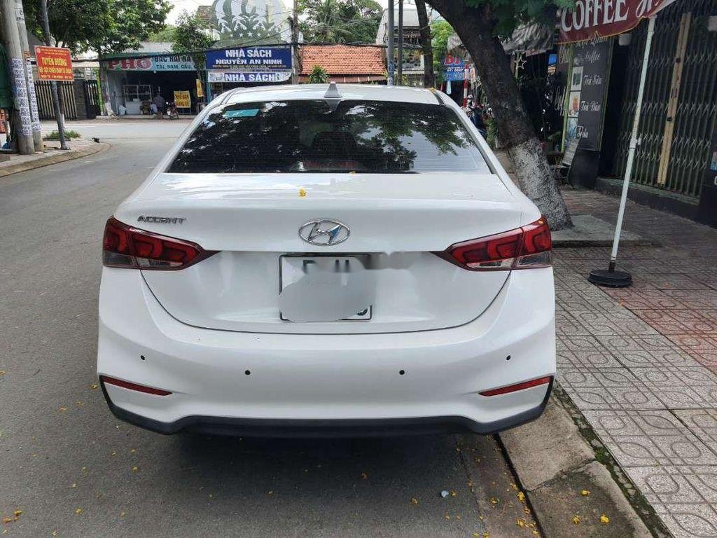 Hyundai Accent 2019 - Cần bán lại xe Hyundai Accent đời 2019, màu trắng còn mới, 482 triệu