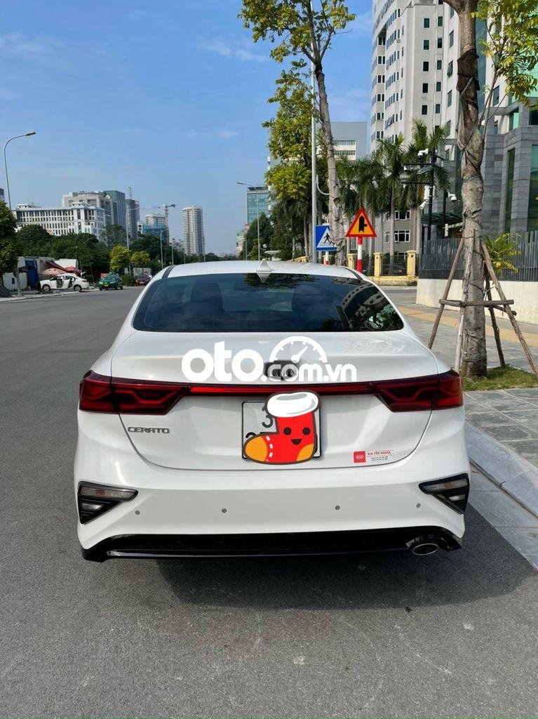 Kia Cerato 2019 - Xe Kia Cerato năm sản xuất 2019, màu trắng còn mới, giá chỉ 570 triệu