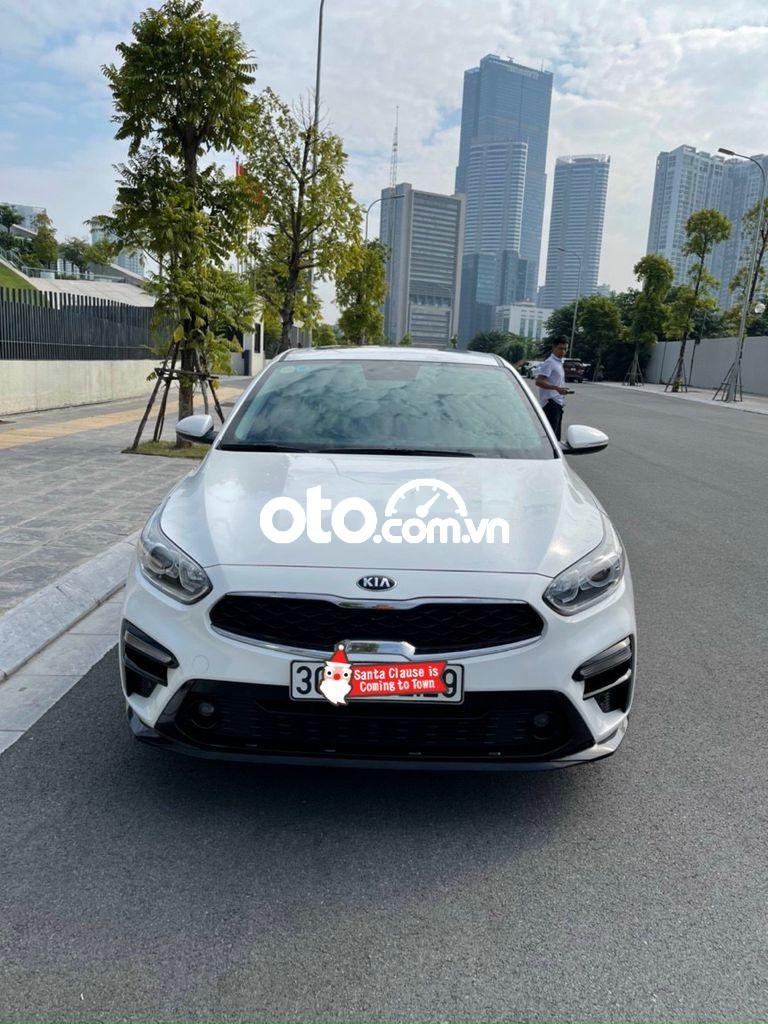 Kia Cerato 2019 - Xe Kia Cerato năm sản xuất 2019, màu trắng còn mới, giá chỉ 570 triệu