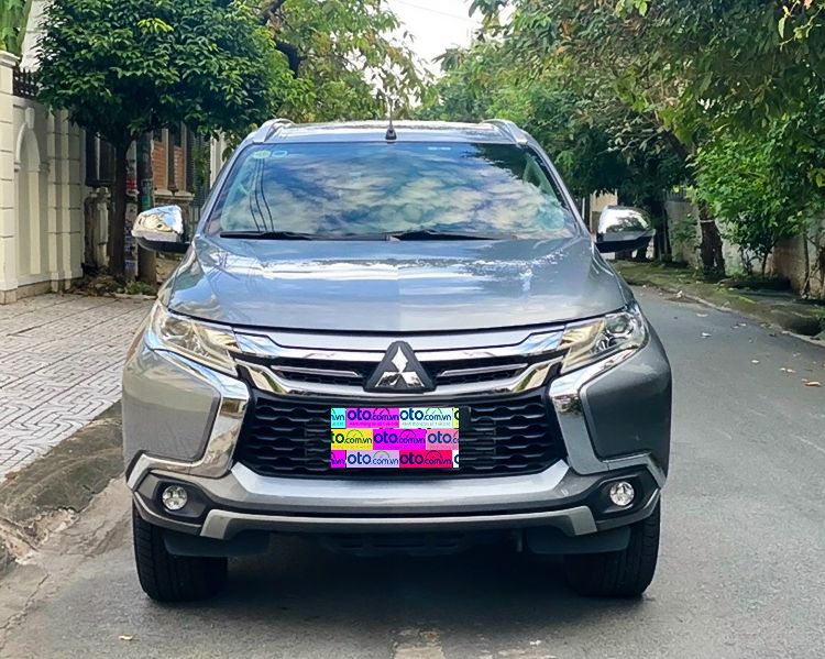 Mitsubishi Pajero   Sport 2.4D 4x2 AT   2018 - Xe Mitsubishi Pajero Sport 2.4D 4x2 AT năm sản xuất 2018, màu xám 