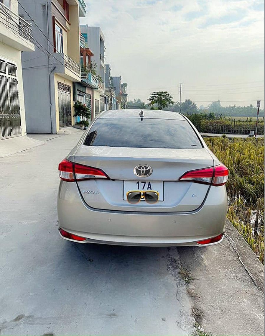 Toyota Vios 2021 - Bán ô tô Toyota Vios năm 2021 xe gia đình