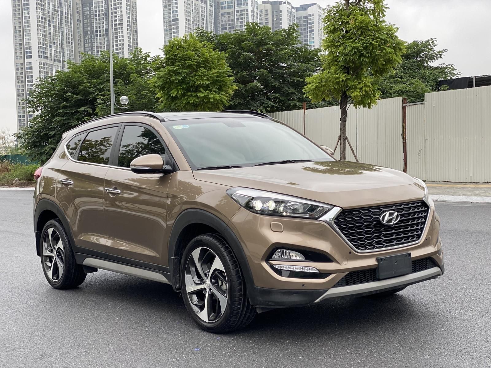 Hyundai Tucson 2018 - Bán ô tô Hyundai Tucson 1.6 Turbo đời 2018, xe 1 chủ từ đầu ít sử dụng