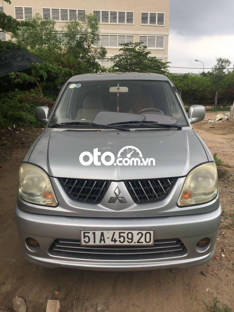 Mitsubishi Jolie 2005 - Cần bán lại xe Mitsubishi Jolie sản xuất 2005, màu xám, nhập khẩu 