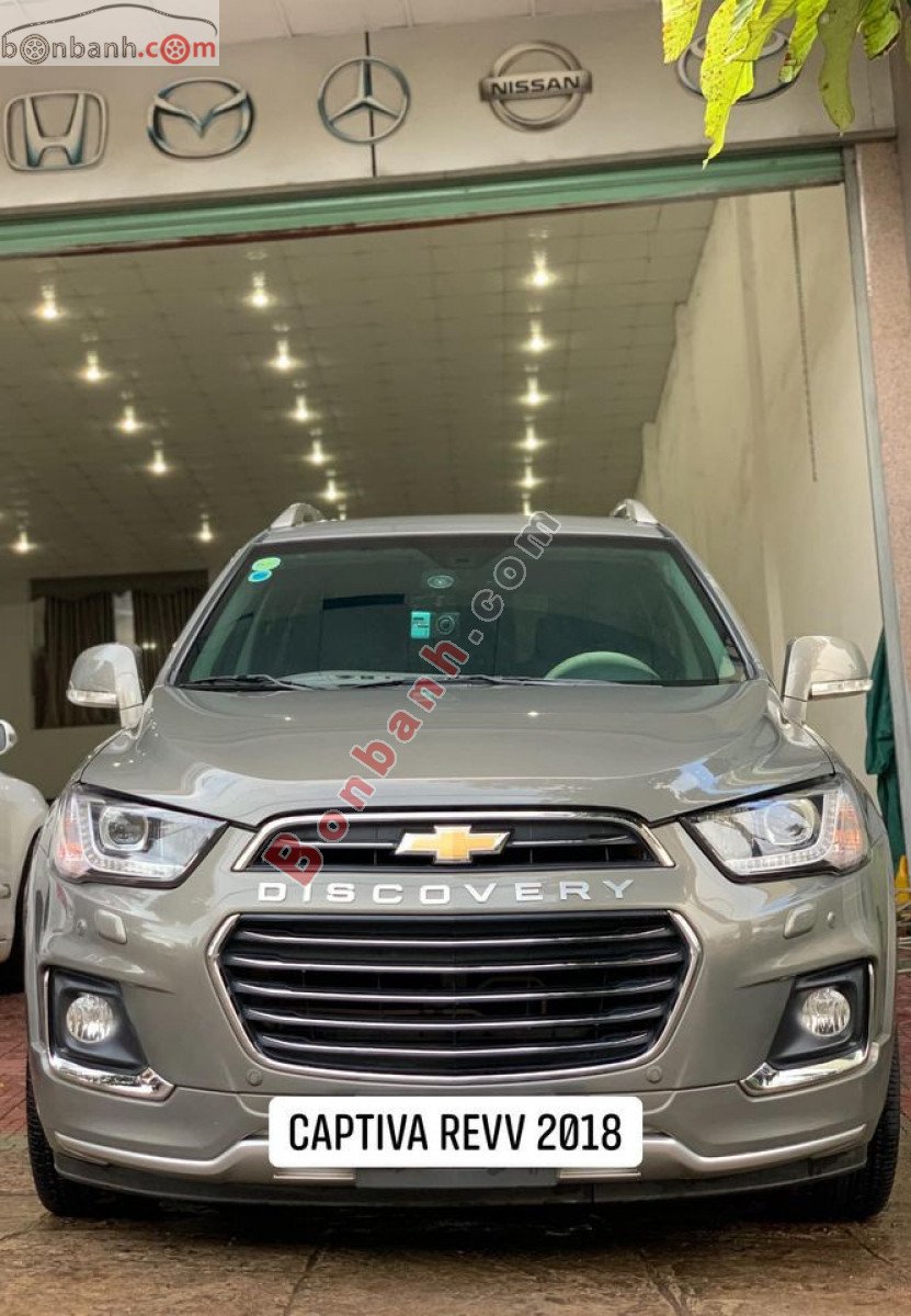 Chevrolet Captiva 2019 - Cần bán gấp Chevrolet Captiva sản xuất 2019, màu xám 