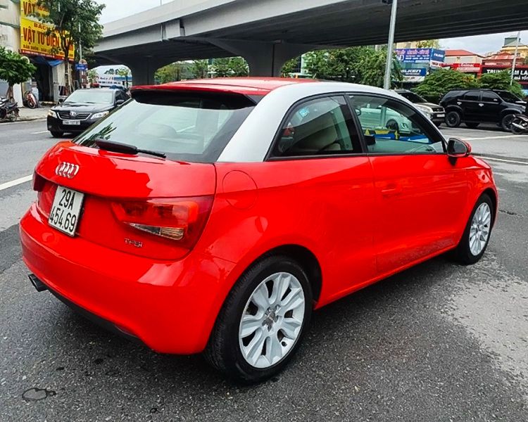 Audi A1 2013 - Bán xe Audi A1 đời 2013, màu đỏ, nhập khẩu nguyên chiếc