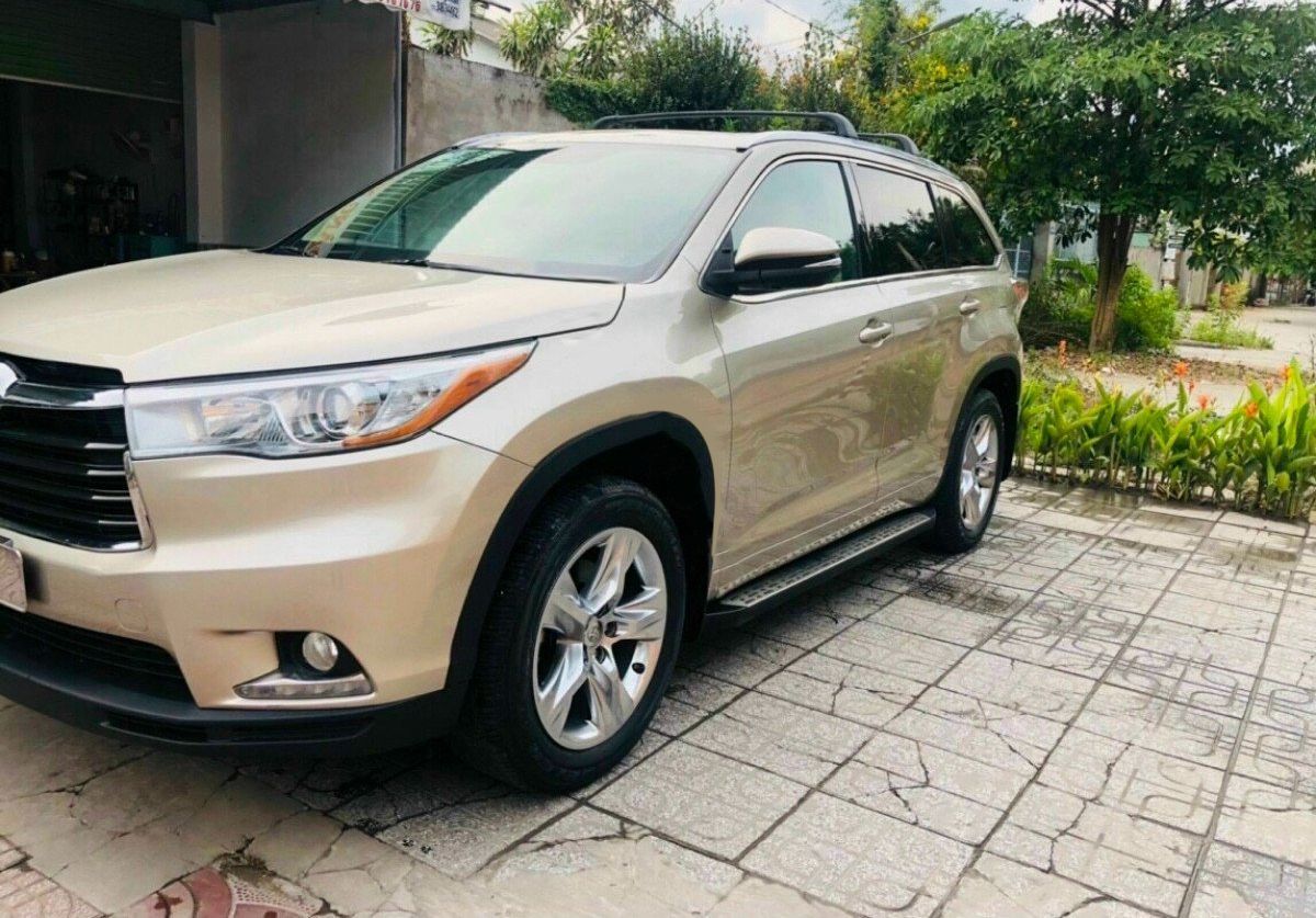 Toyota Highlander   3.5 Limited AMG 2014 - Cần bán gấp Toyota Highlander 3.5 Limited AMG sản xuất năm 2014, nhập khẩu