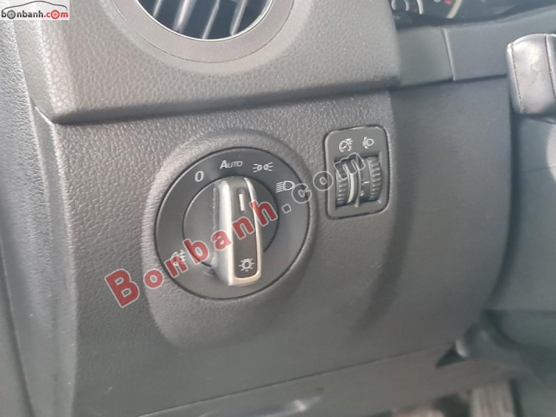 Volkswagen Tiguan 2014 - Cần bán lại xe Volkswagen Tiguan sản xuất năm 2014, màu đen, xe nhập, giá chỉ 580 triệu