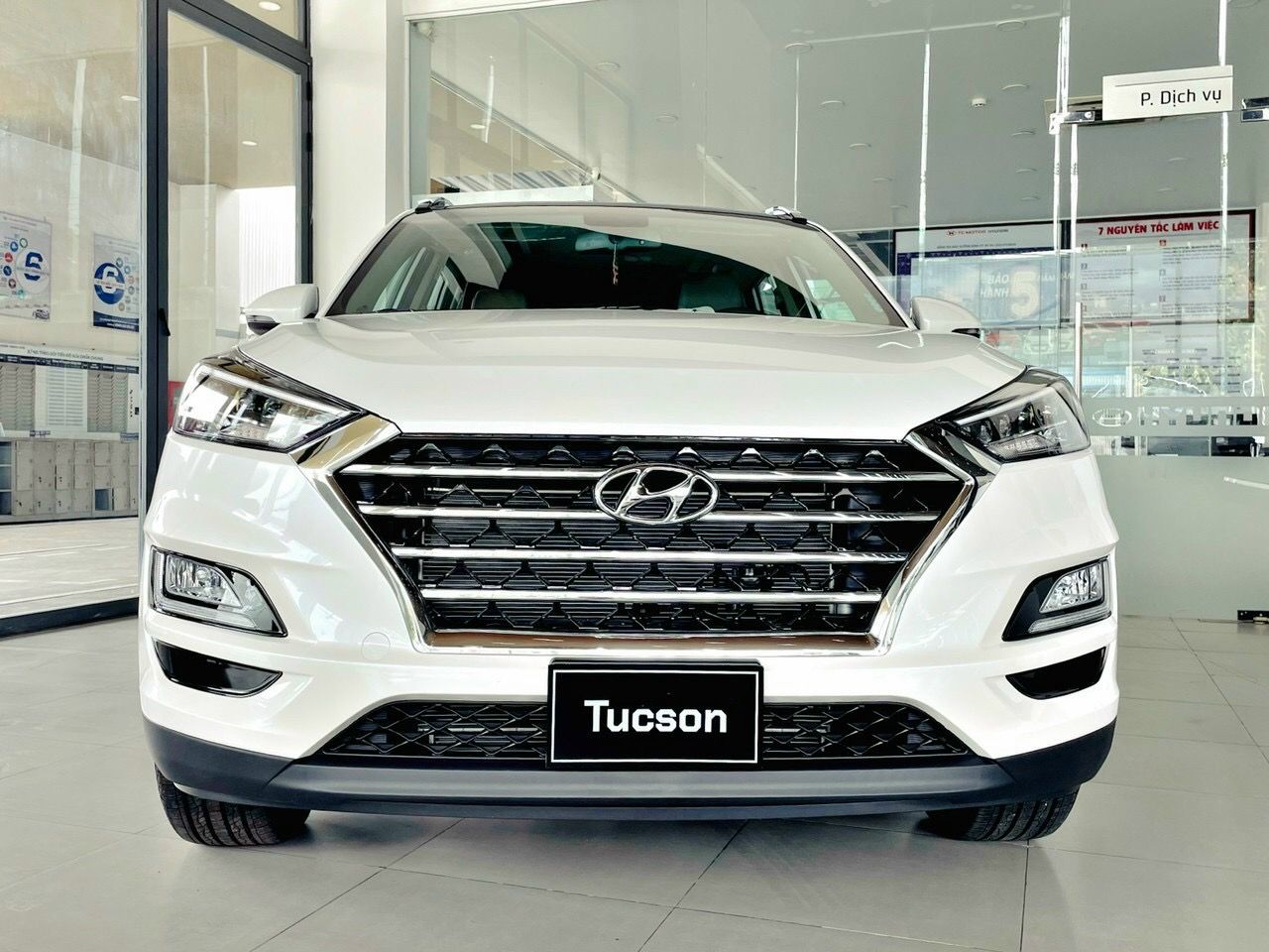 Hyundai Tucson 2021 - Bán xe Hyundai Tucson năm sản xuất 2021, giá tốt, giảm 100% thuế trước bạ