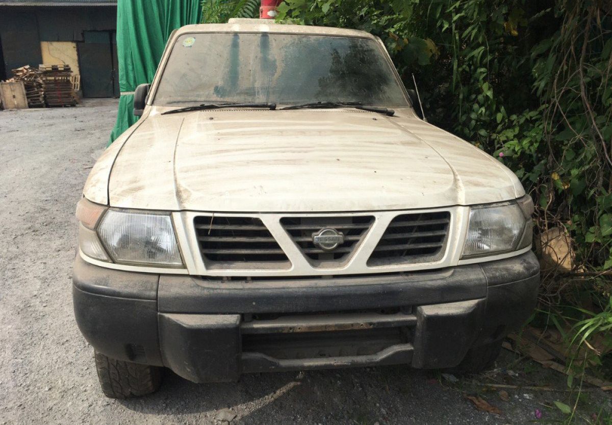 Nissan Patrol   4.2 MT  1999 - Bán Nissan Patrol 4.2 MT 1999, màu trắng, nhập khẩu nguyên chiếc