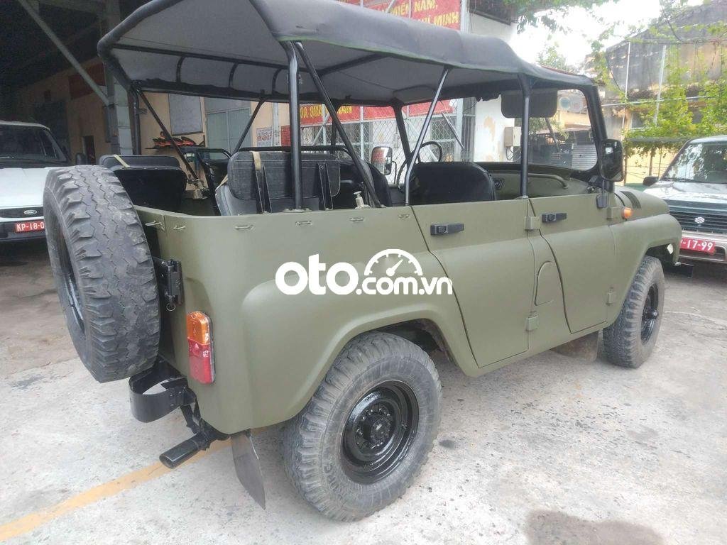 UAZ UAZ 2002 - Cần bán UAZ năm sản xuất 2002, nhập khẩu