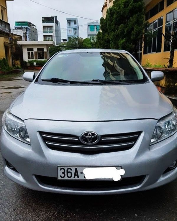 Toyota Corolla   2008 - Bán Toyota Corolla sản xuất năm 2008, màu bạc, xe nhập  