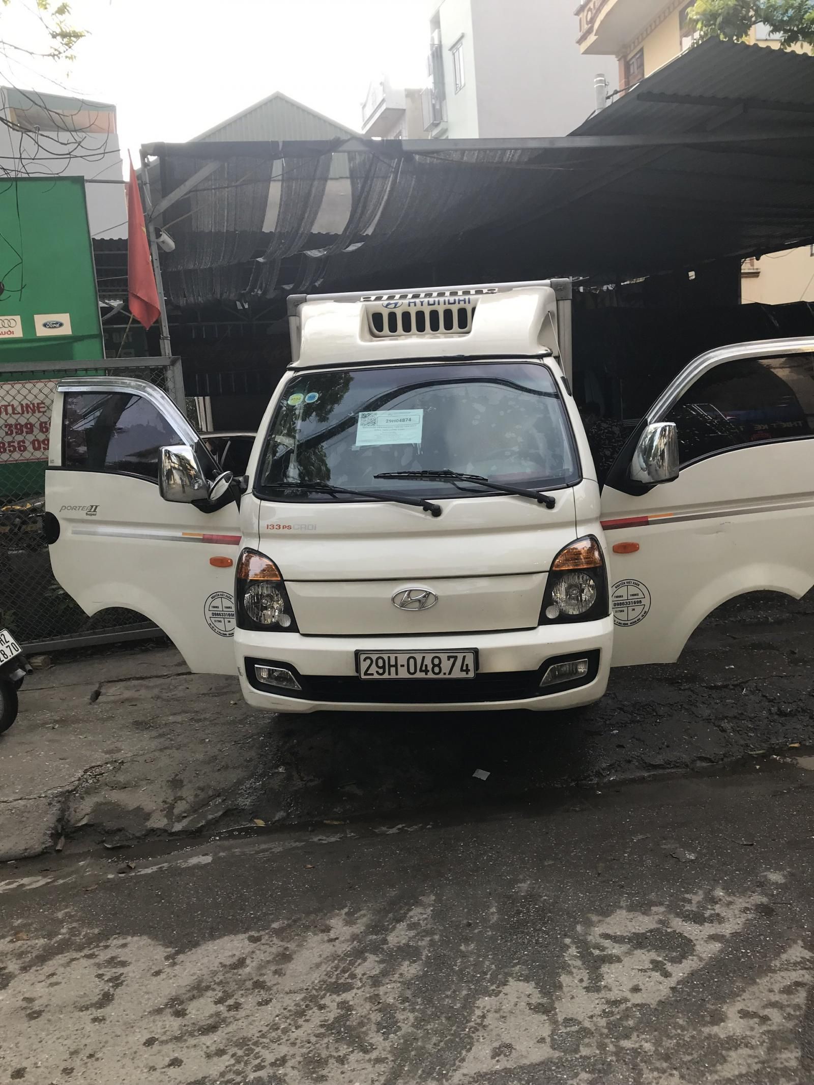 Hyundai Porter 2013 - Xe Hyundai Porter đời 2013 xe đông lạnh, xe còn mới tinh, giá cực tốt, biển Hà Nội