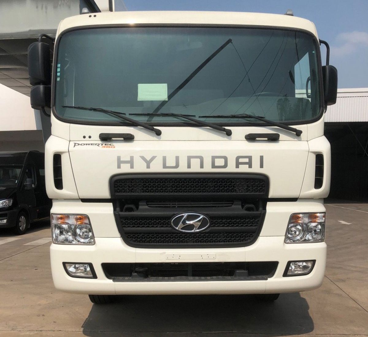 Hyundai HD 2021 - Bán ô tô Hyundai HD đời 2021, màu trắng, nhập khẩu