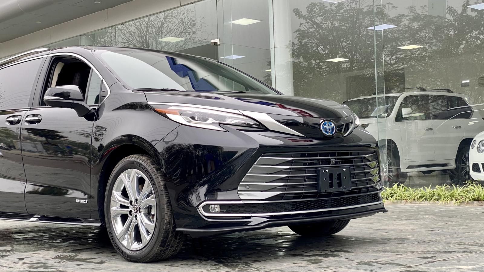 Toyota Sienna 2021 - Bán xe Toyota Sienna sản xuất 2021 xe nhập, giá tốt