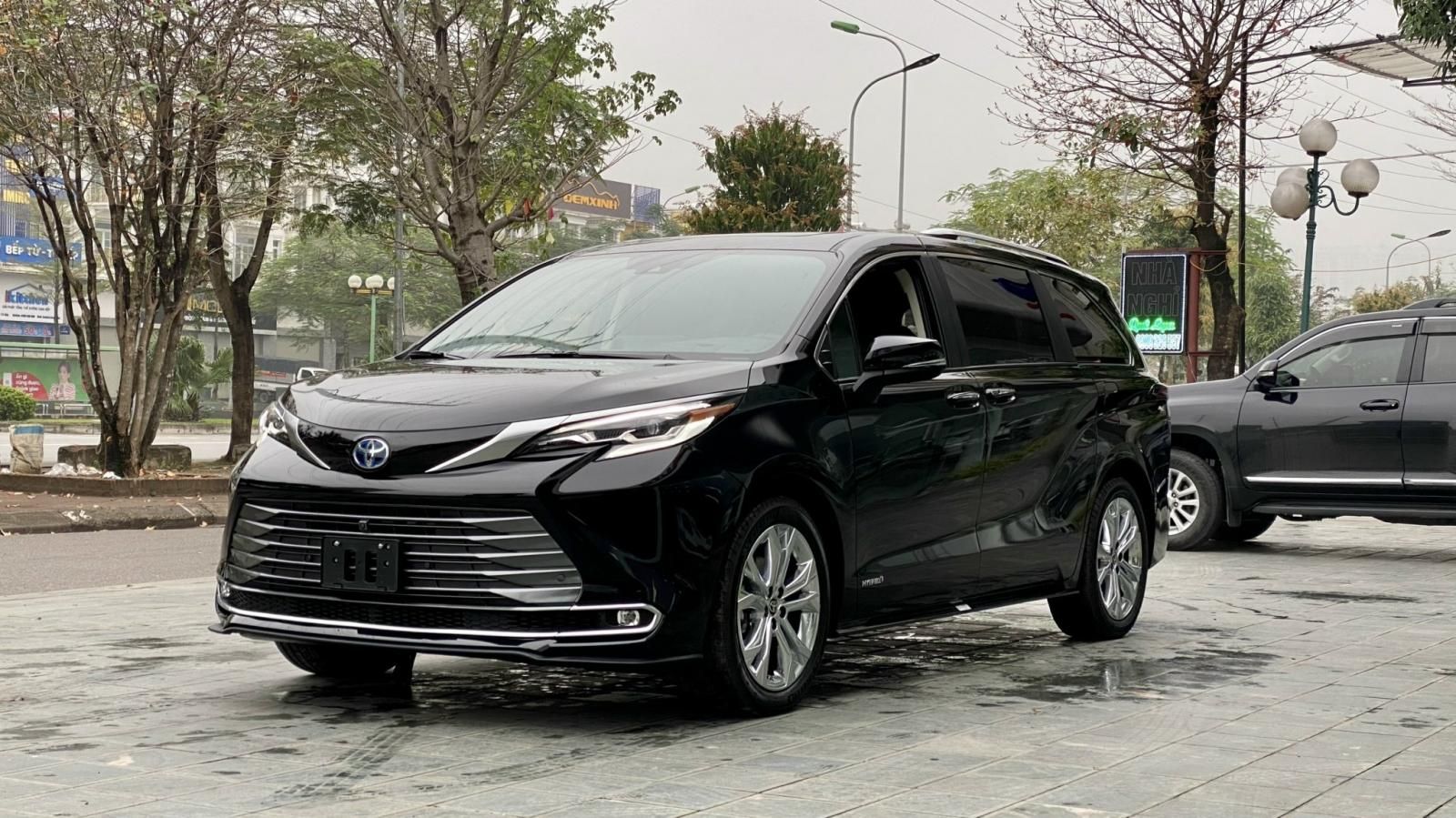 Toyota Sienna 2021 - Bán xe Toyota Sienna sản xuất 2021 xe nhập, giá tốt