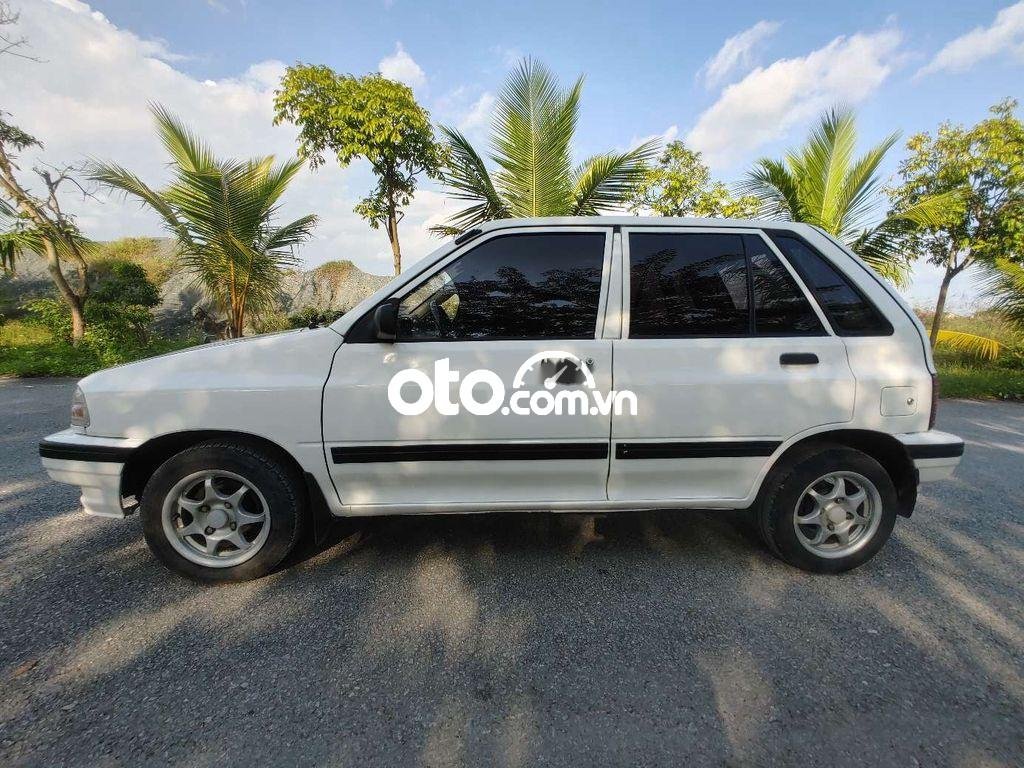 Kia Pride 2003 - Bán ô tô Kia Pride đời 2003, màu trắng chính chủ