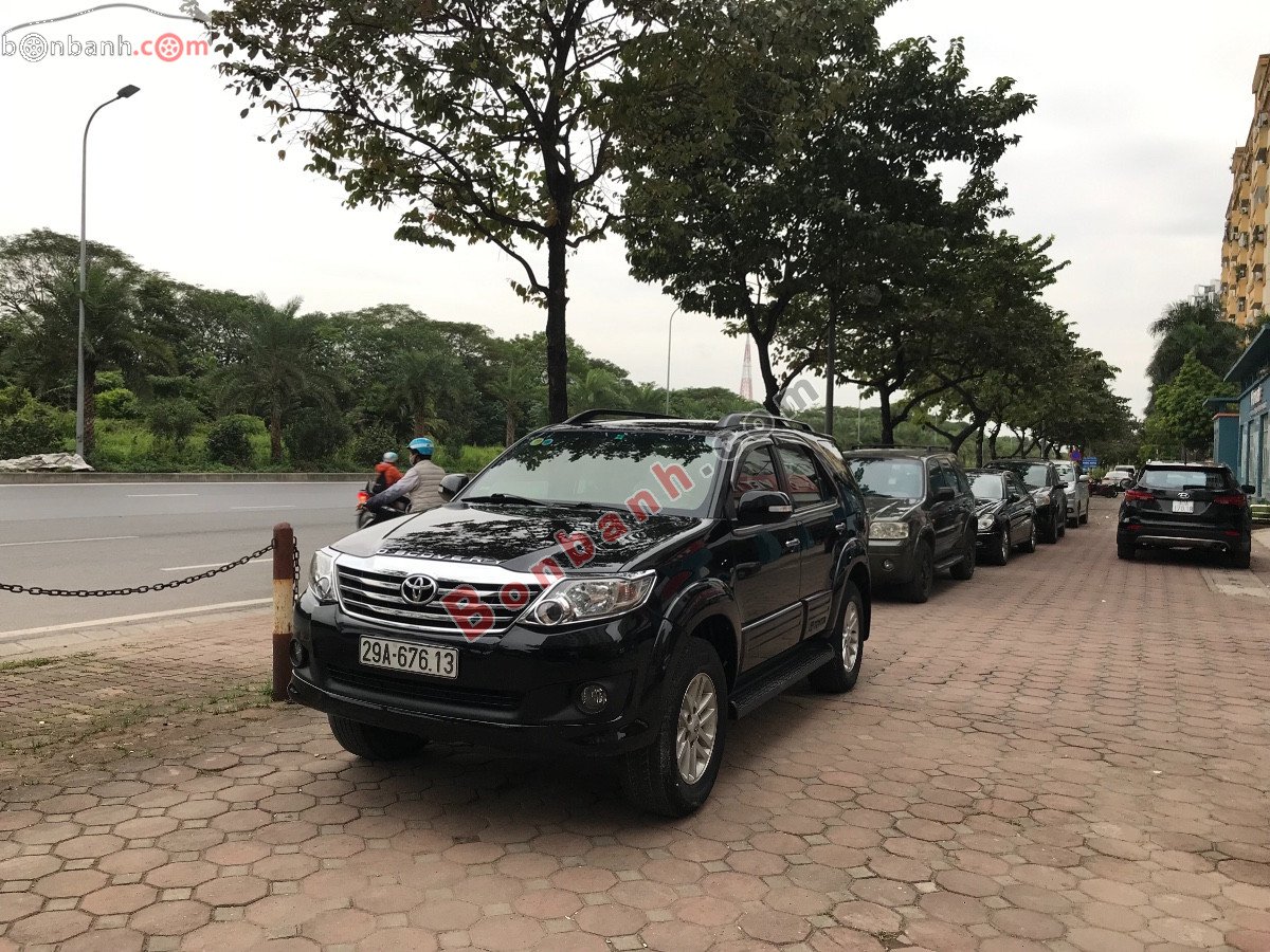 Toyota Fortuner   G   2013 - Bán Toyota Fortuner G 2013, màu đen còn mới, 610 triệu