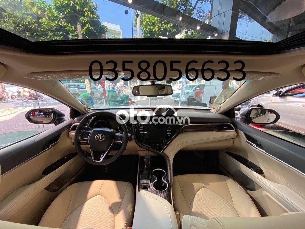 Toyota Camry  2.5Q  2021 - Bán Toyota Camry 2.5Q năm sản xuất 2021, nhập khẩu nguyên chiếc